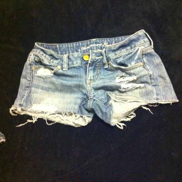 AE shorts