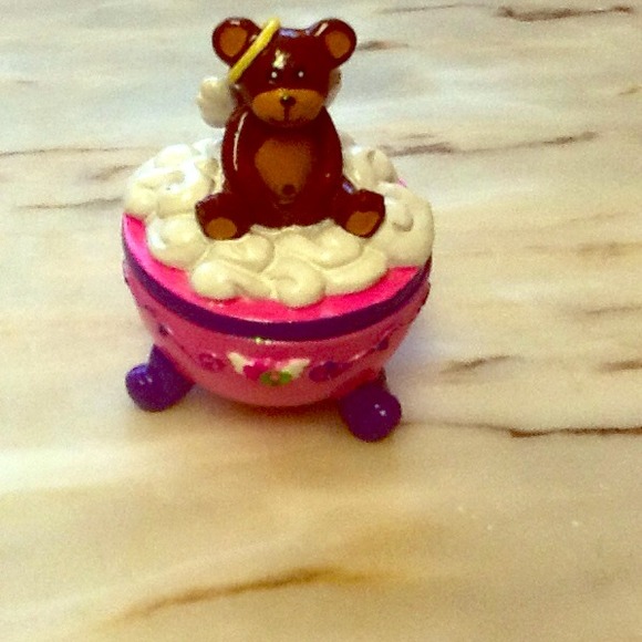 Valentine's Jewelry Box - Picture 1 of 4