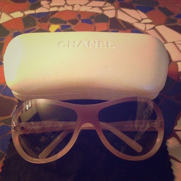 SOLD!! Chanel sunglasses