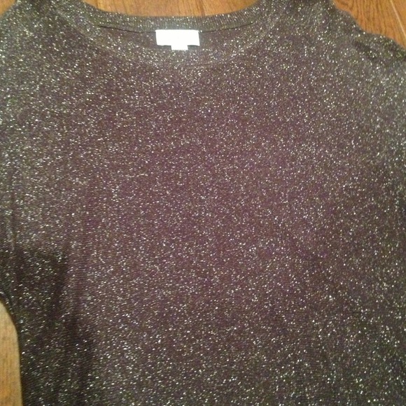 Dark gray top - Picture 2 of 2