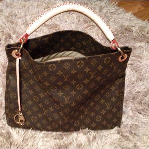 Cowhide leather💢on  hold 💢