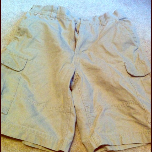 Men's cargo khaki shorts sz 30
