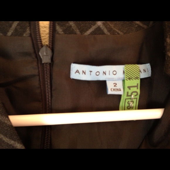 Winter Must Have Antonio Melani Dress - Picture 2 of 2