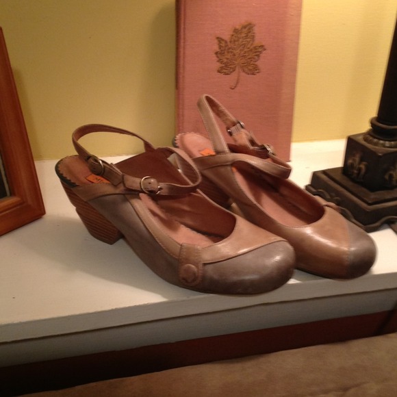 Retro shoes