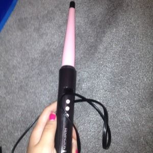 SOLD Remington curling wand w/ glove🌀😊