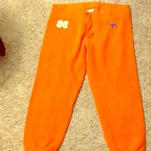 PINK by VS sweatpants **TRADED**  @sierratava