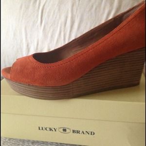 Lucky Brand orange suede wedges
