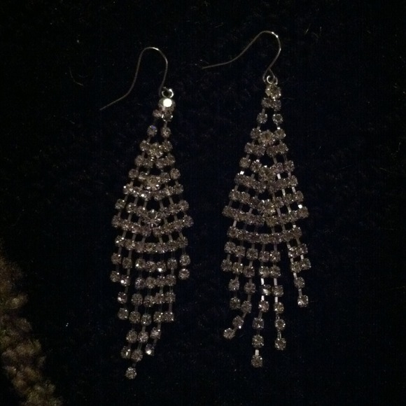 Dangly prom earrings