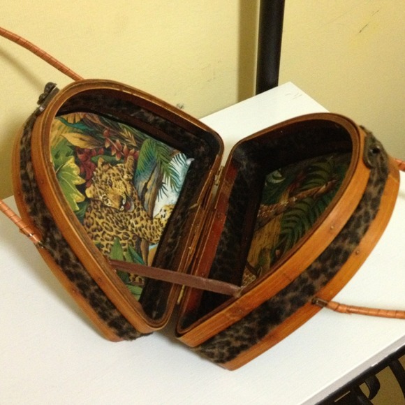 Vintage Hand Bag - Picture 2 of 2