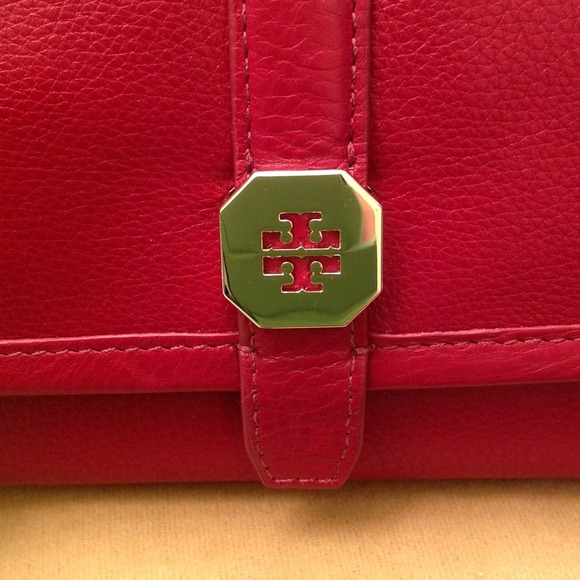 🎁No longer available 🎁💯% authentic tory burch