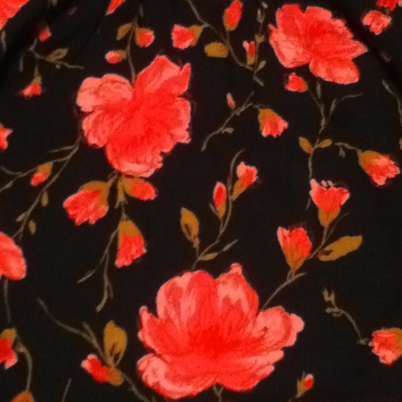 Simple floral sundress - Picture 2 of 3