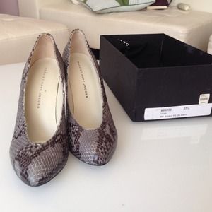 Marc by Marc Jacobs pumps 37.5