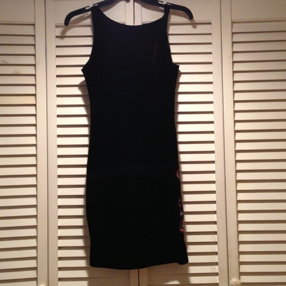 Honey Punch Dresses & Skirts - Black Velvet Dress