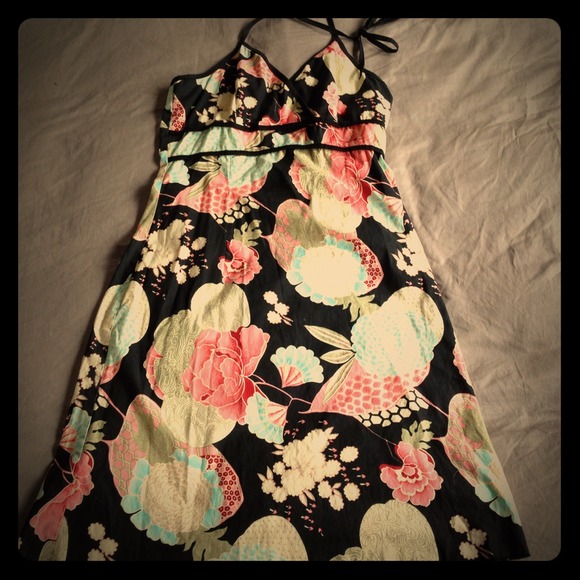 SOLD!🌿🍀🌹🌻Flower sundress