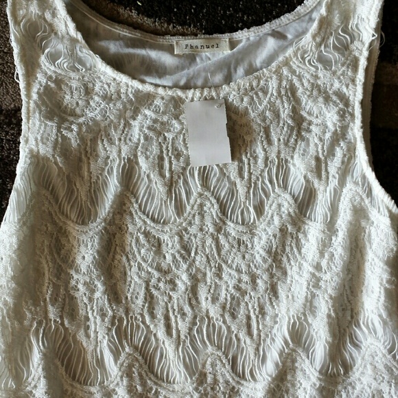 All lace w/fringe tank crop top - Picture 2 of 4
