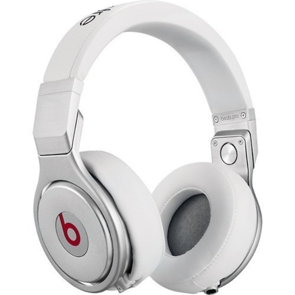 🚫🚫SOLD🚫🚫Beats by dre "pro" series