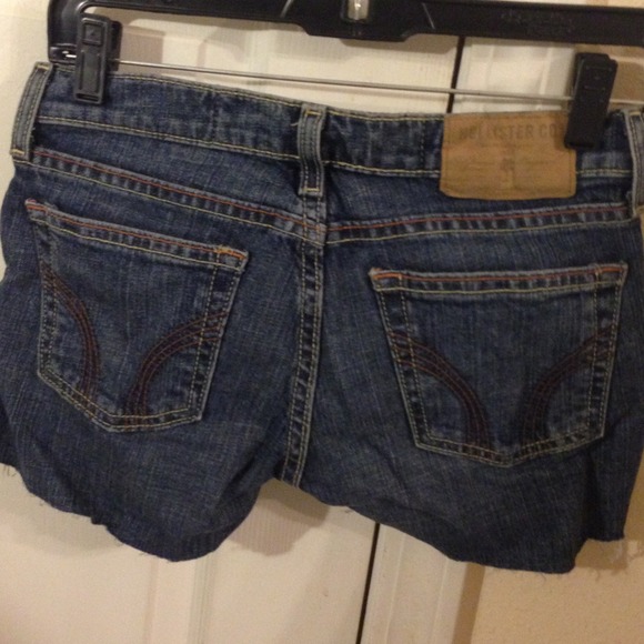 SOLD! :) Hollister Co. Jean shorts - Picture 2 of 2