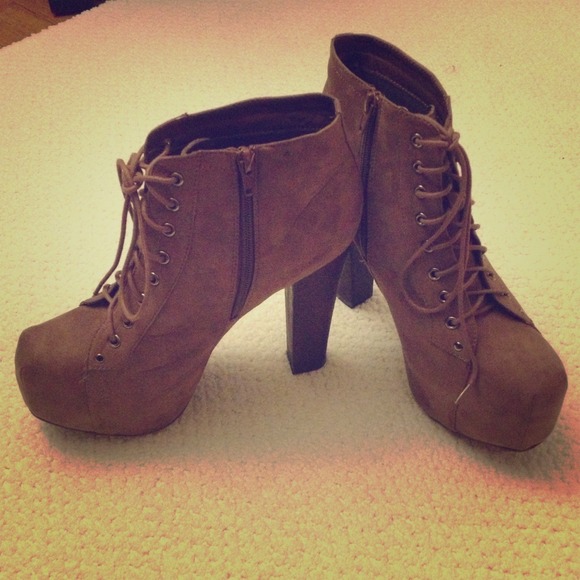 Taupe Booties. 5'' heel with a 2" platform. - Picture 1 of 2