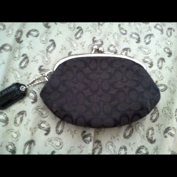 ⭐Authentic coach coin purse⭐