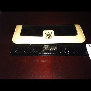 Reduced!  New Guess leather wallet.