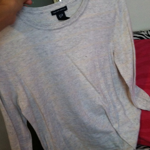 Sweater - Picture 1 of 1
