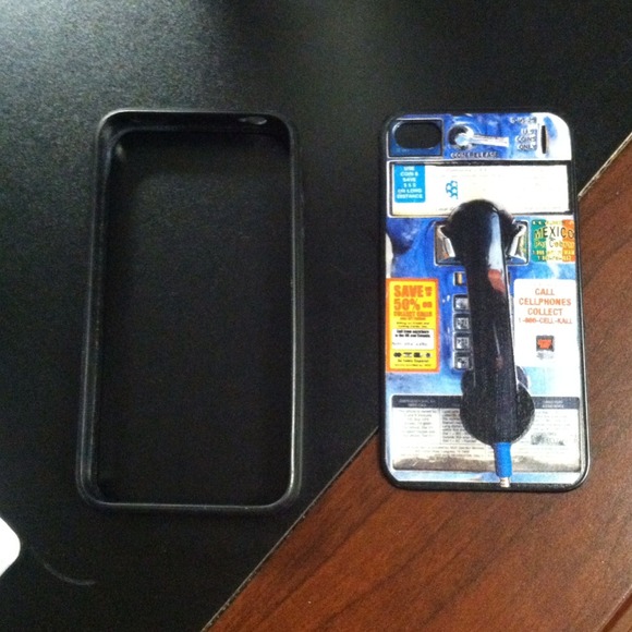 🚫🚫TRADED🚫🚫Bumper case for iPhone 4