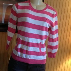 2Tommy Hilfiger sweaters