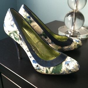 Newsprint pumps