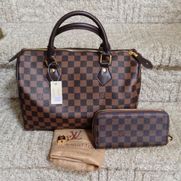 LV Brown Damier Set