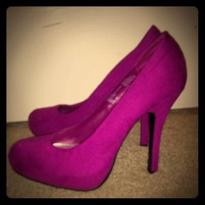 Nwot Super cute high heels!