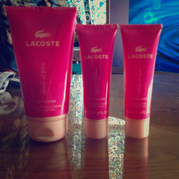 Lacoste Touch of Pink body lotion & shower gel
