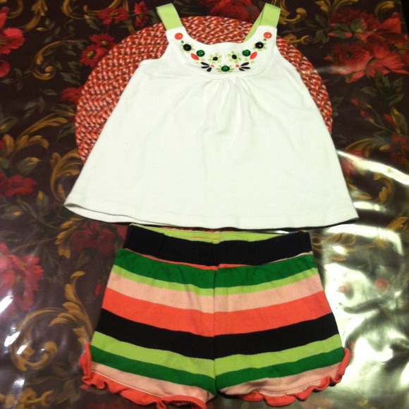 Gymboree  Other - Gymboree 3T short set