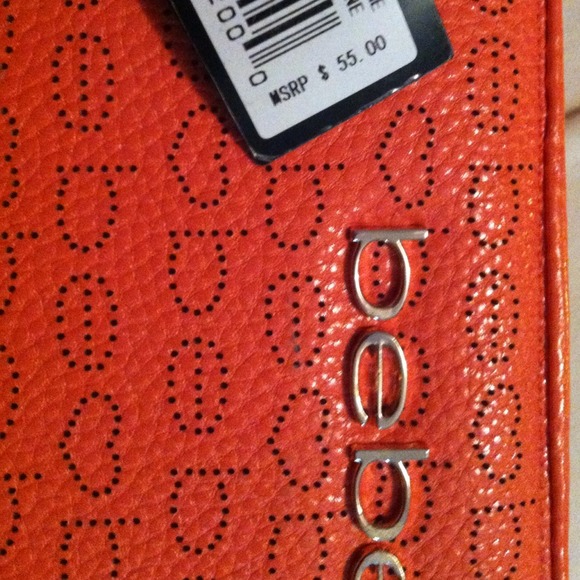 Orange bebe wallet!