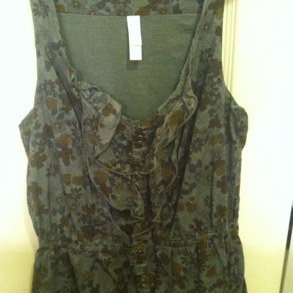 Autumn colored floral dress! - Picture 3 of 3