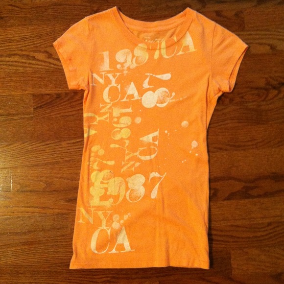 BUNDLE 2 Aeropostale Fitted T-shirts - Picture 2 of 3