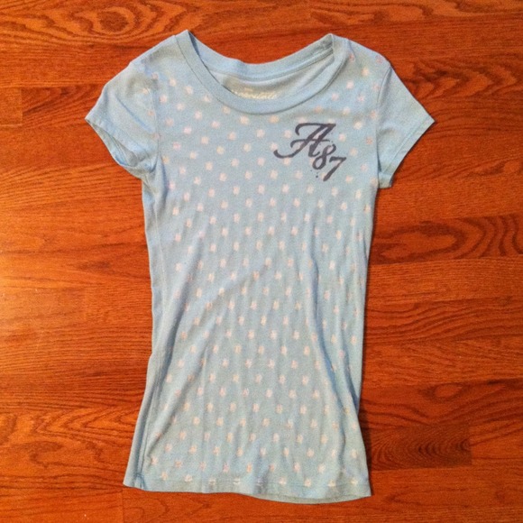 BUNDLE 2 Aeropostale Fitted T-shirts - Picture 3 of 3