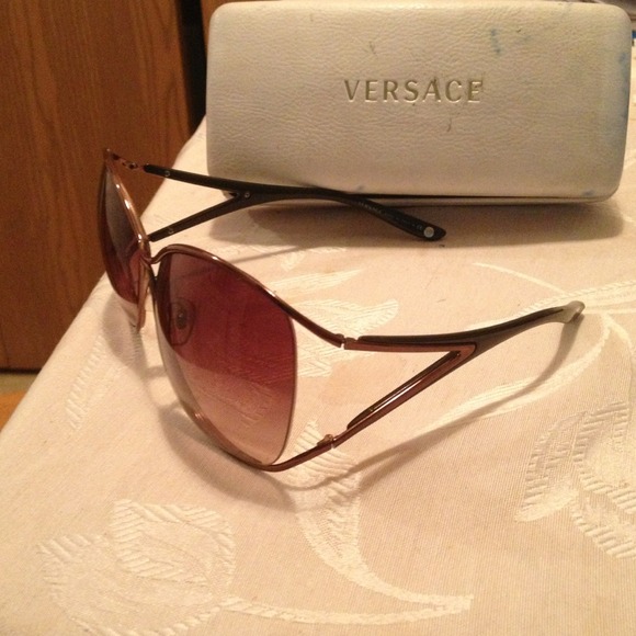 100% authentic Versace