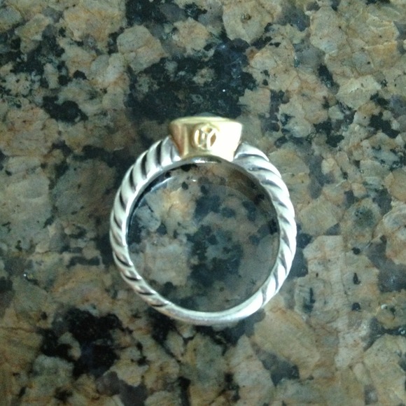 David Yurman Black Onyx Ring ❤️🎀SOLD TO ALLY❤️🎀 - Picture 4 of 4