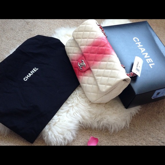 Keeping💯Authentic Chanel Limited edition - Picture 2 of 4