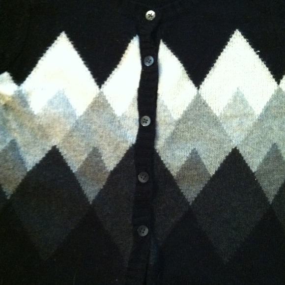 Preppy Black Argyle Cardigan - Picture 2 of 3