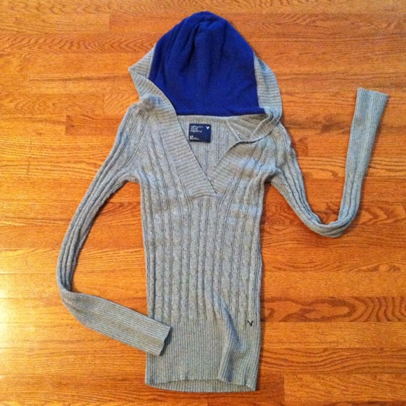 Grey Knit Fitted Sweater - Picture 1 of 2