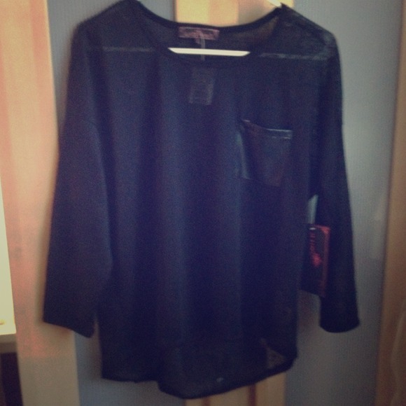 Black top😎- SOLD !!!