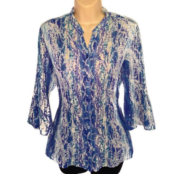 🚫SOLD🚫#127 Adorable Top by Fashion Bug