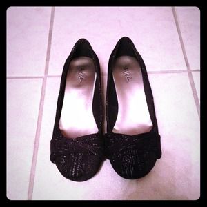 Reserved for @marshey  Brand new black shoes 8w