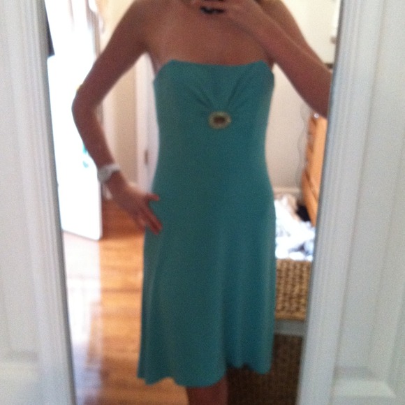 Mint Green Strapless Formal Dress w/ Keyhole - Picture 3 of 3