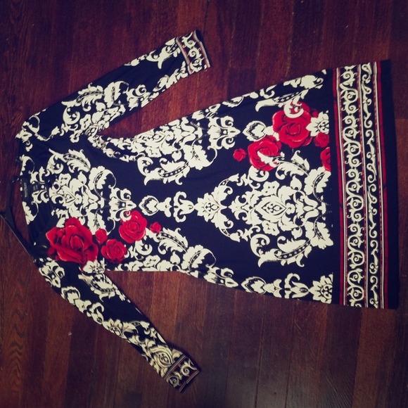 Elegant, comfortable, mostly spandex material