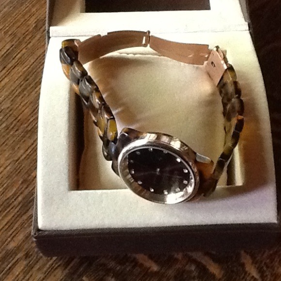 Rousseau watch Adele - Picture 2 of 3