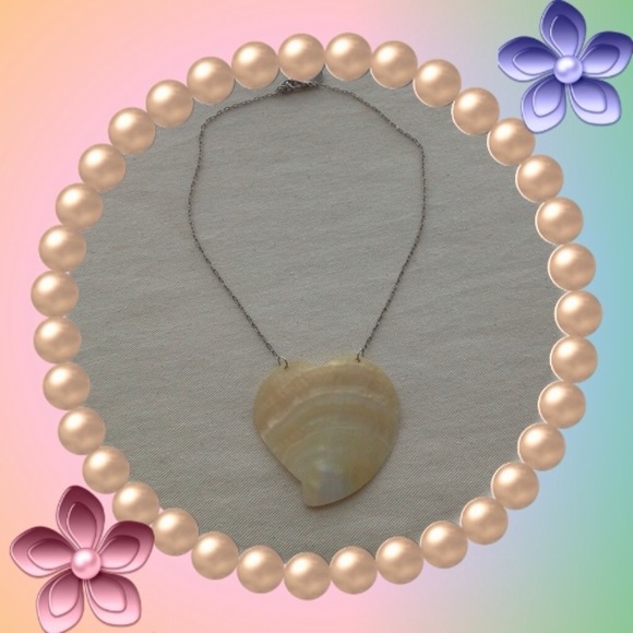 Heart Shell Necklace