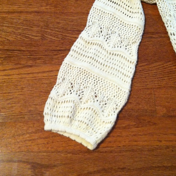 Creme Crochet Dress - Picture 3 of 3