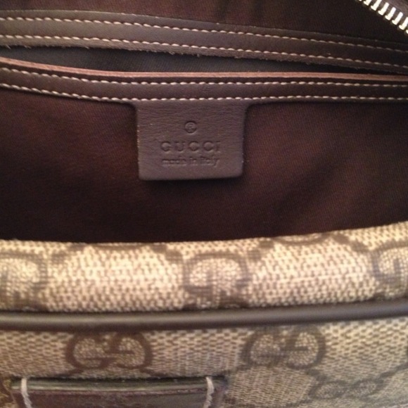 Authentic Gucci messenger bag - Picture 2 of 4
